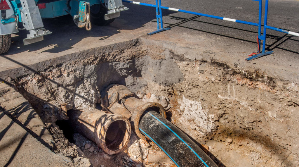 What's the Best Way to Repair a Damaged Sewer Line?